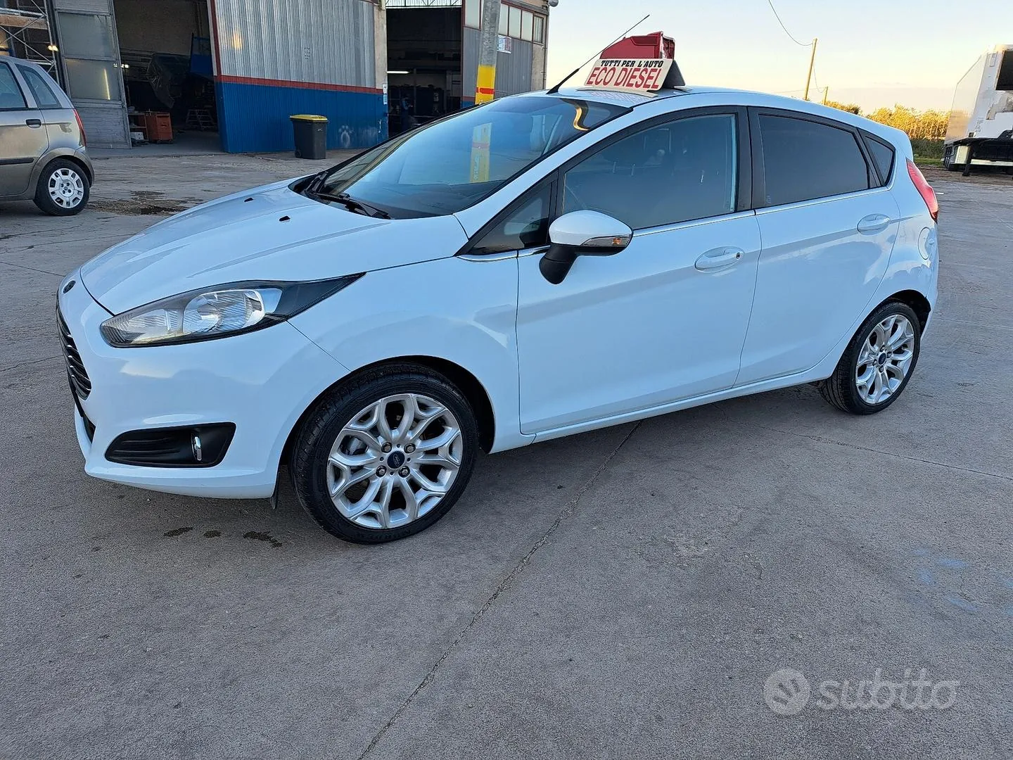 Ford Fiesta 2013 photo 3