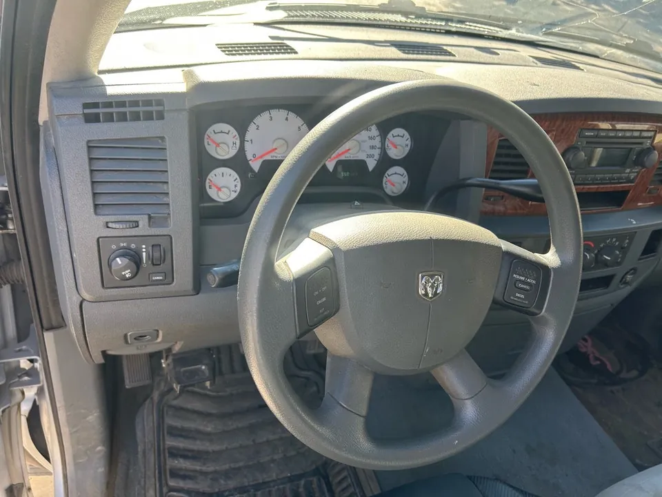 Dodge Ram 1500 2006 photo 5