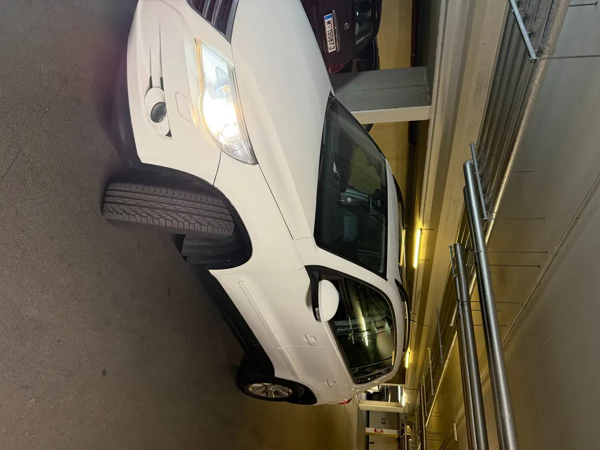 Volkswagen Tiguan 2009 photo 2