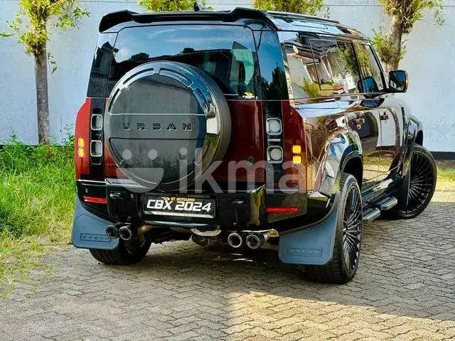 Land Rover Defender 2025 photo 2