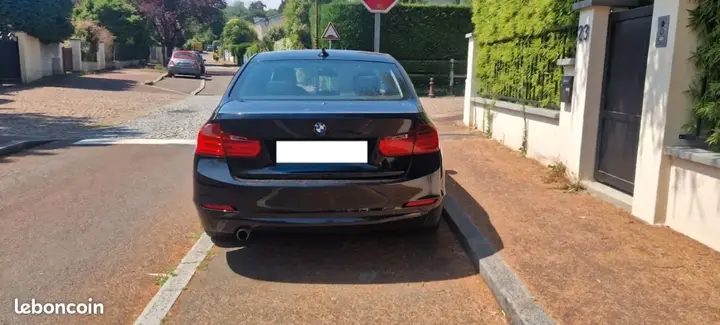 BMW Série 3 2015 photo 2