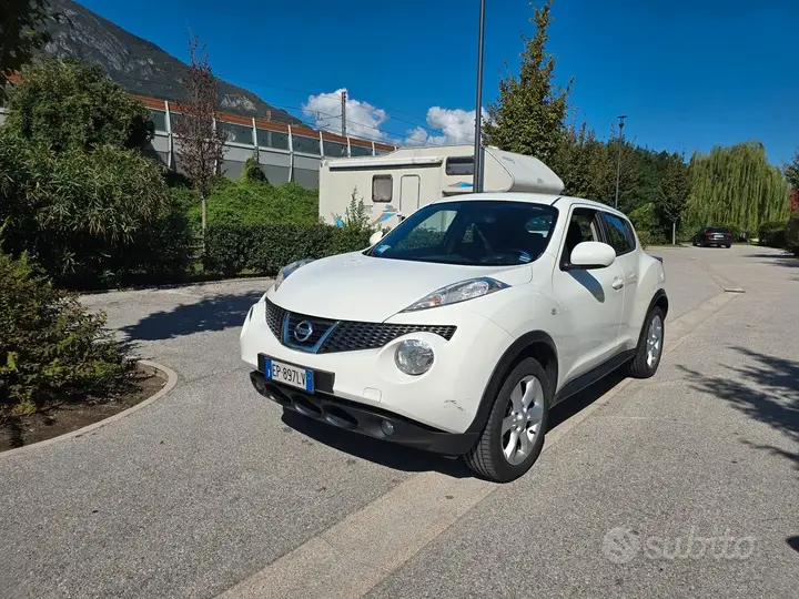 Nissan Juke 2013 photo 2