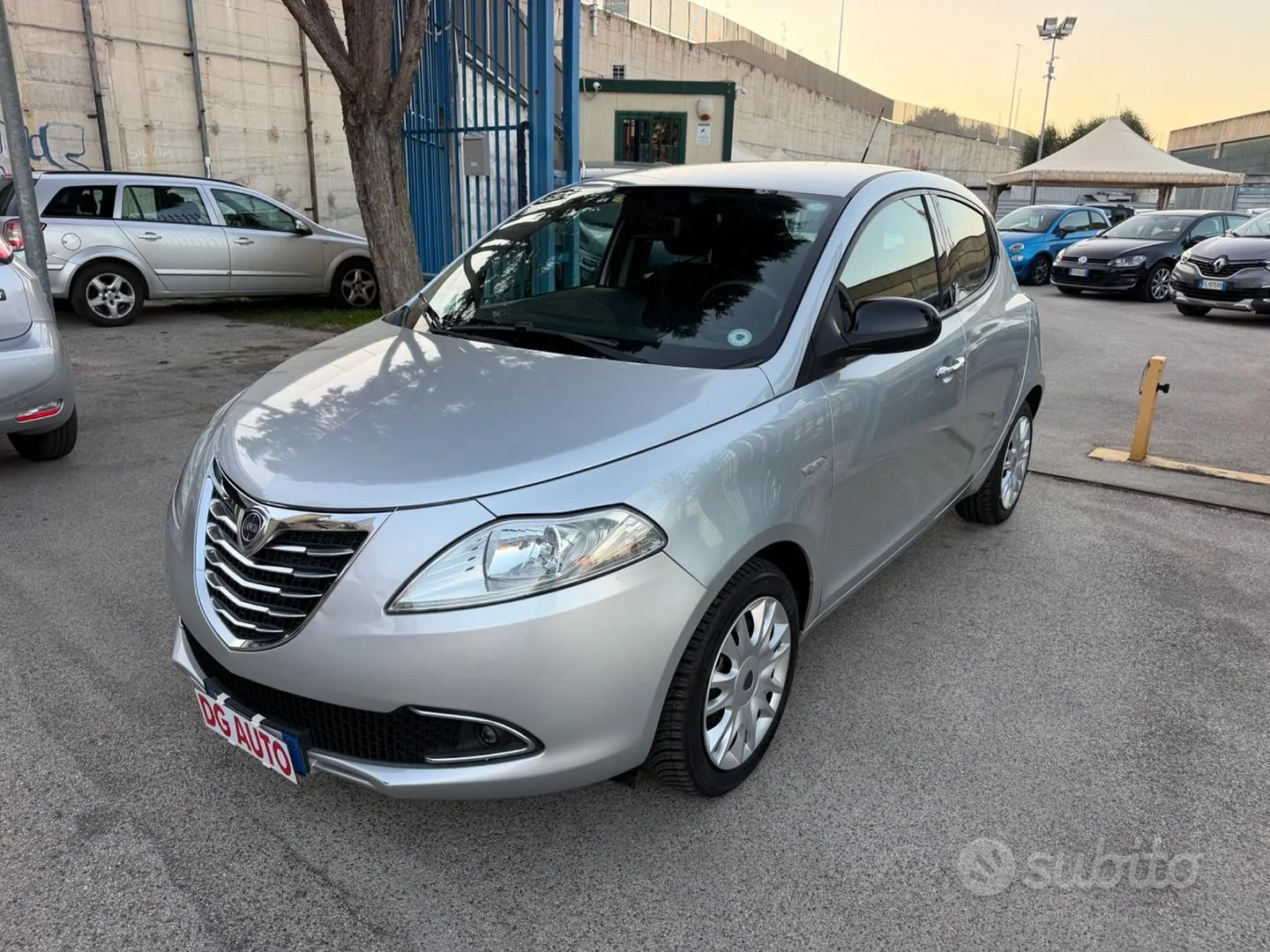 Lancia Ypsilon 2011 photo 3