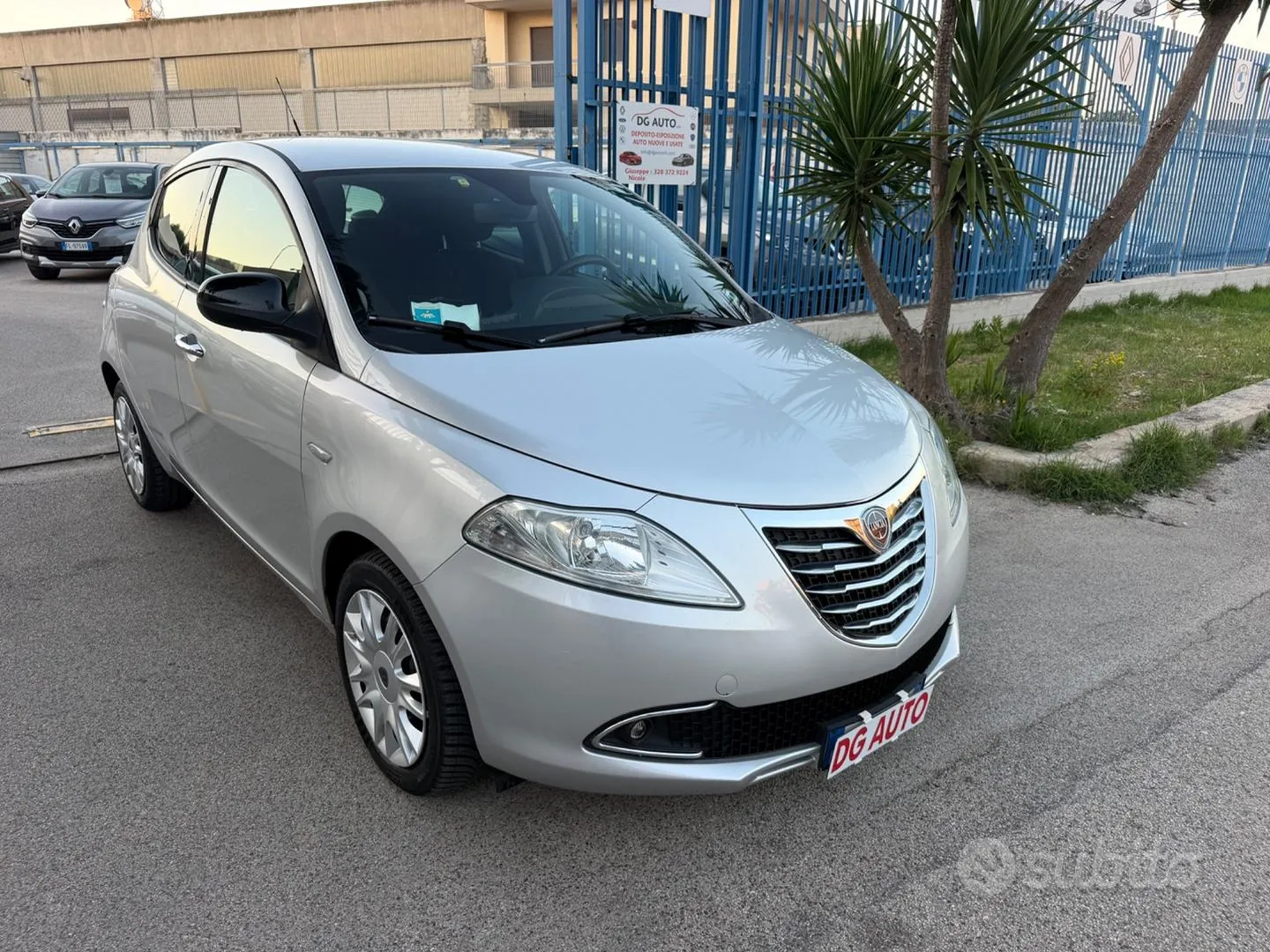 Lancia Ypsilon
