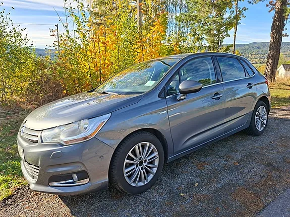 Citroen C4 2011 photo 3