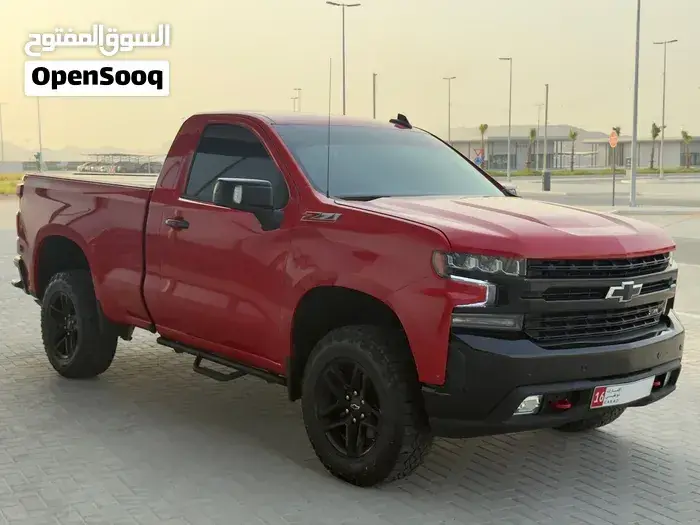 Chevrolet Silverado 2022 photo 2