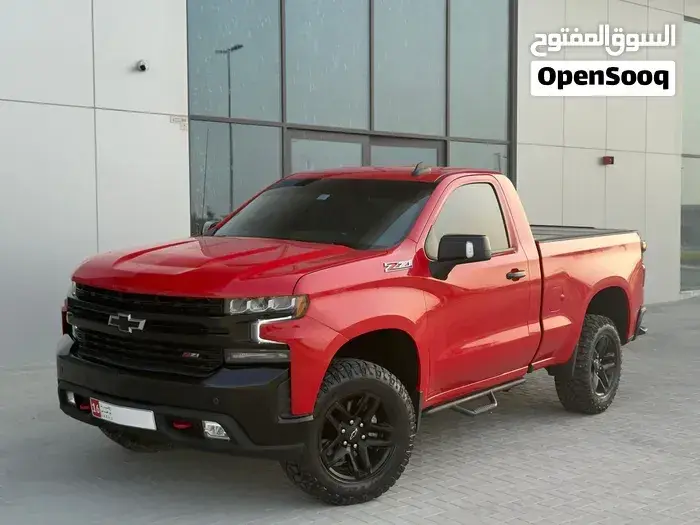 Chevrolet Silverado 2022 photo 3