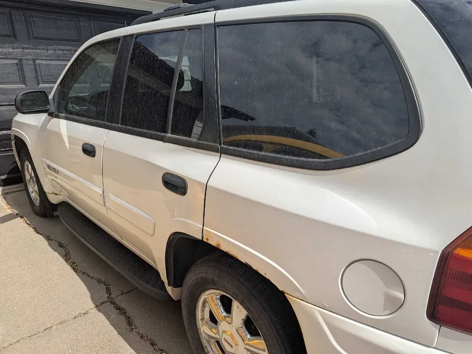 GMC Envoy 2005 photo 4