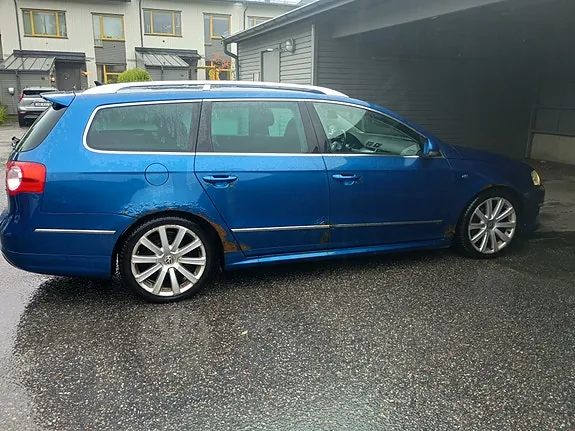 Volkswagen Passat 2010 photo 4