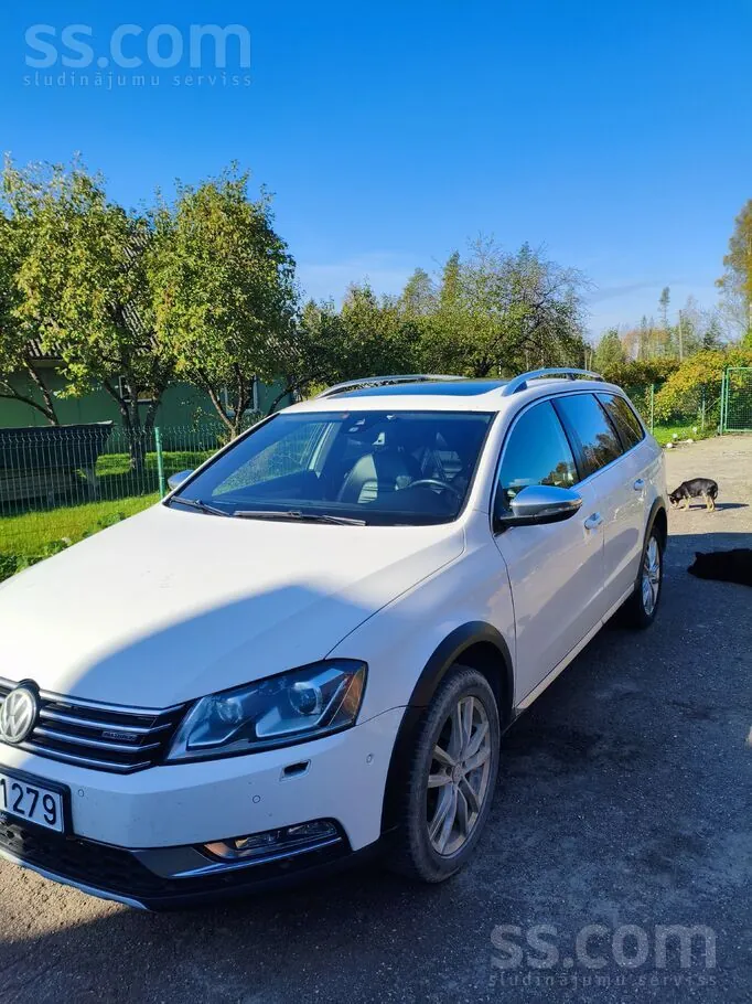 Volkswagen Passat Alltrack 2012 photo 4