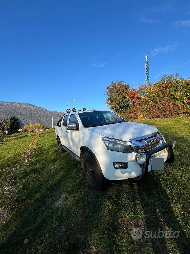 Isuzu D-Max