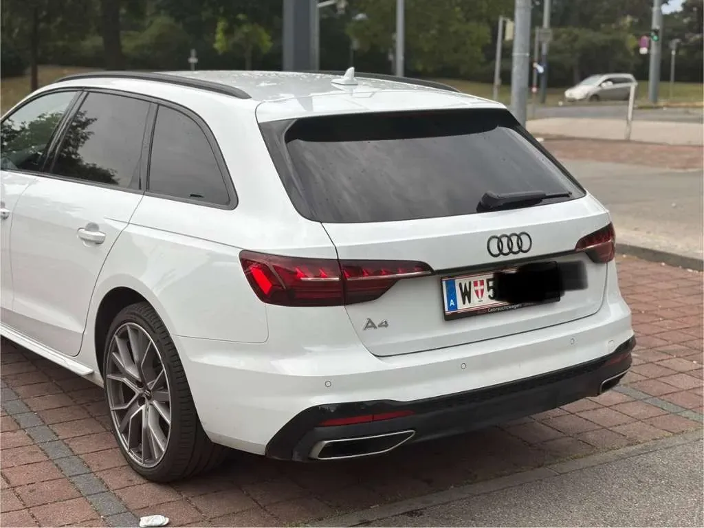 Audi A4 2020 photo 3