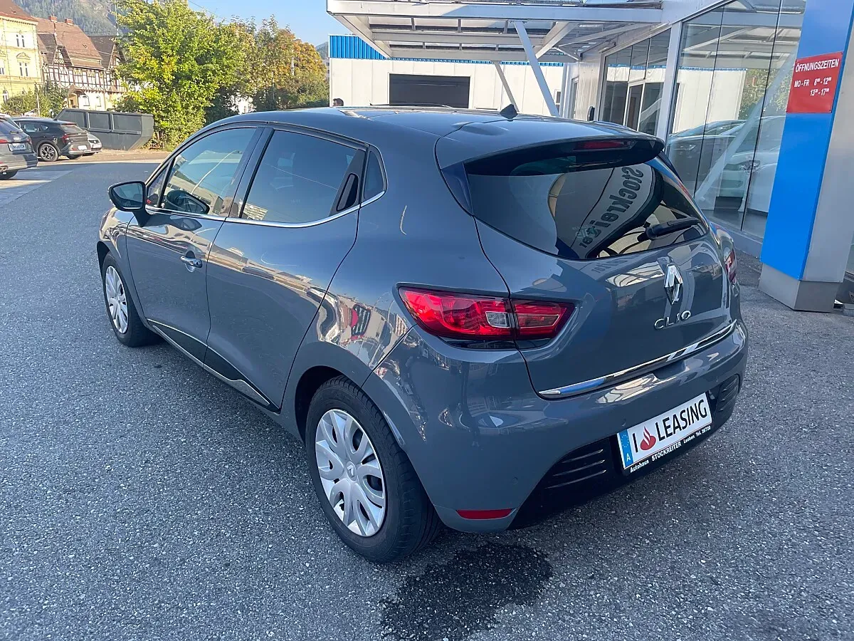 Renault Clio 2019 photo 2