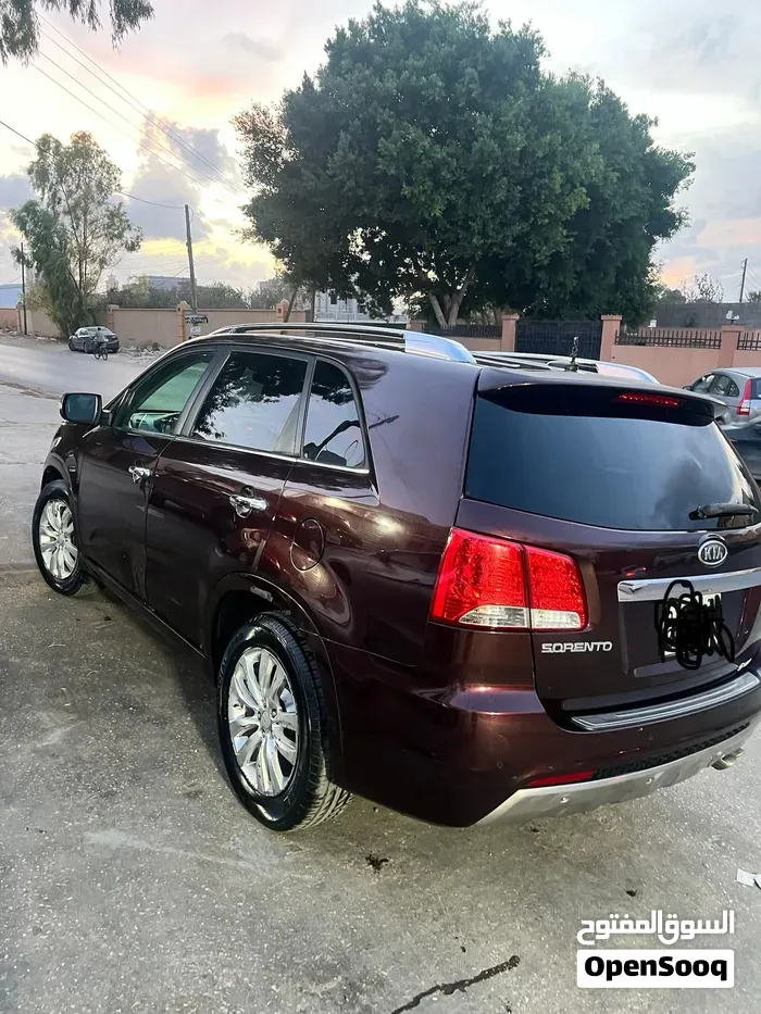 Kia Sorento 2012 photo 2