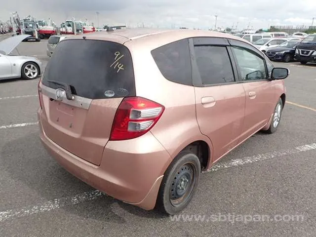 Honda Fit 2010 photo 4
