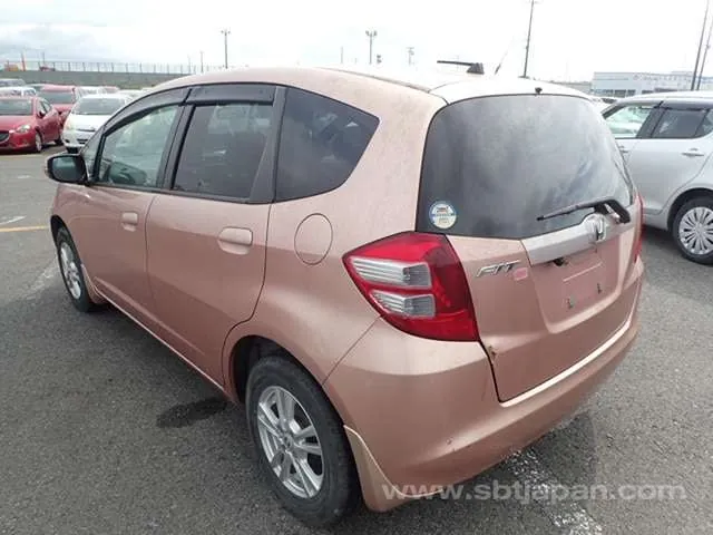 Honda Fit 2010 photo 3