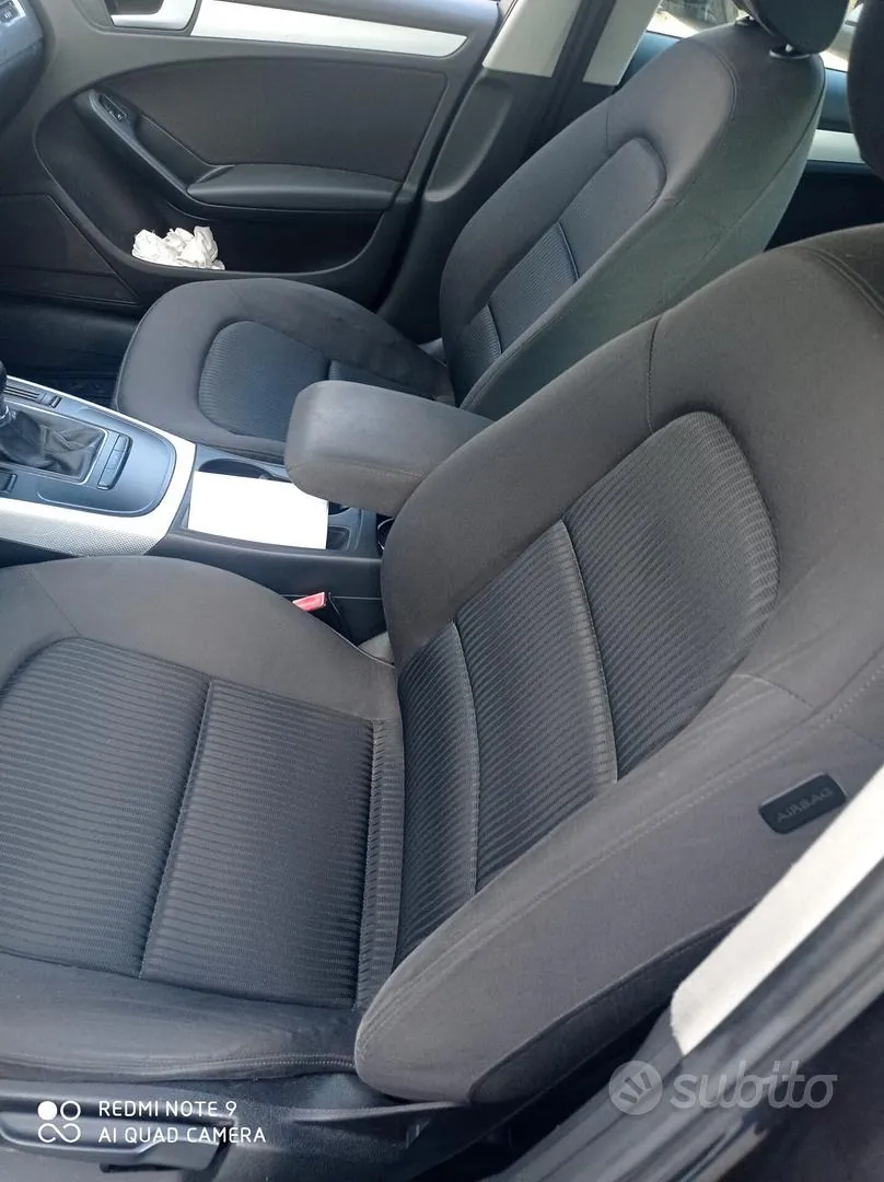 Audi A4 2010 photo 5