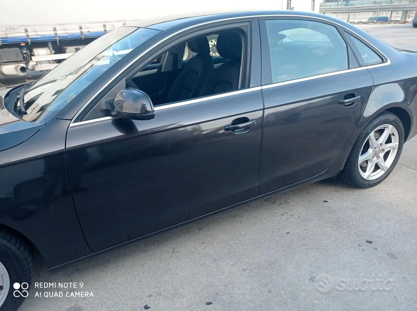 Audi A4 2010 photo 3