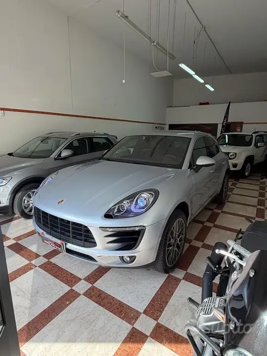 Porsche Macan 2017 photo 2
