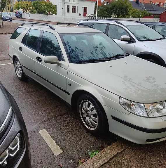 Saab 9-5