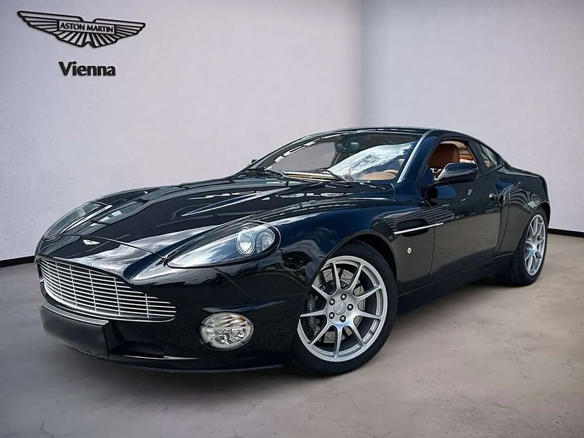 Aston Martin Vanquish
