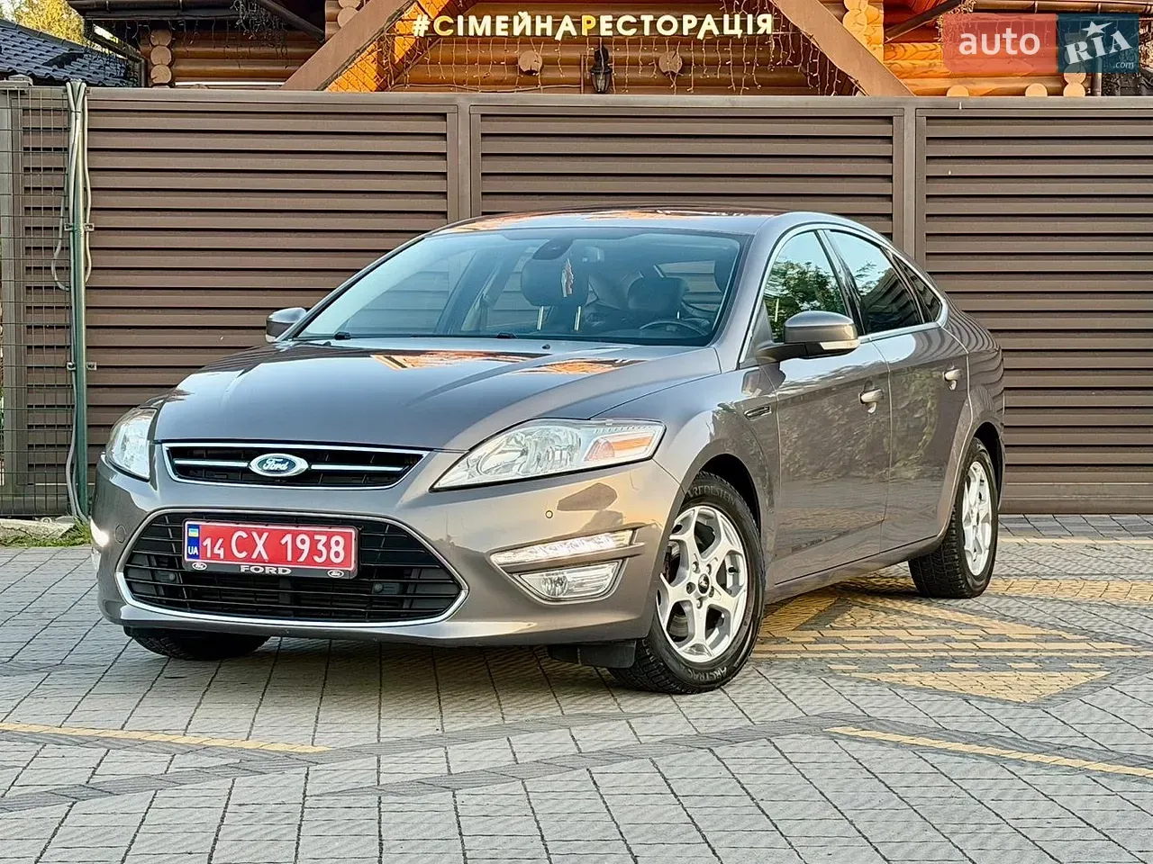 Ford Mondeo 2011 photo 2