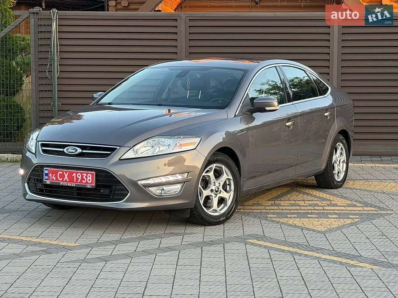 Ford Mondeo 2011 photo 3
