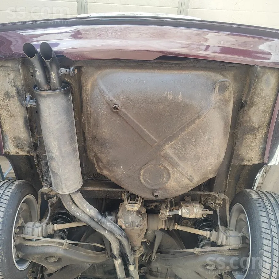 Mercedes-Benz S280 1982 photo 4