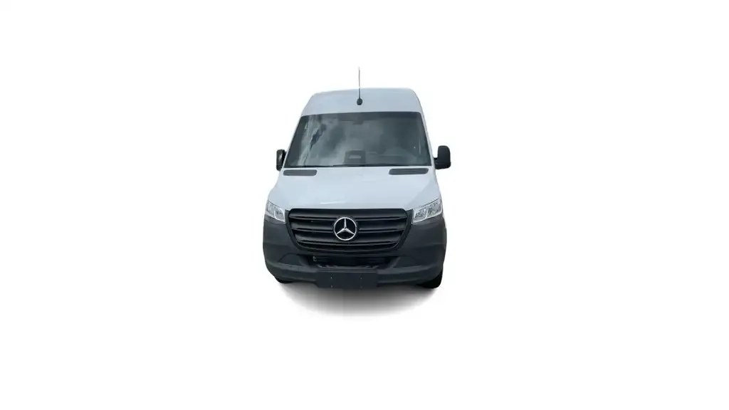 Mercedes-Benz Sprinter 2026 photo 4