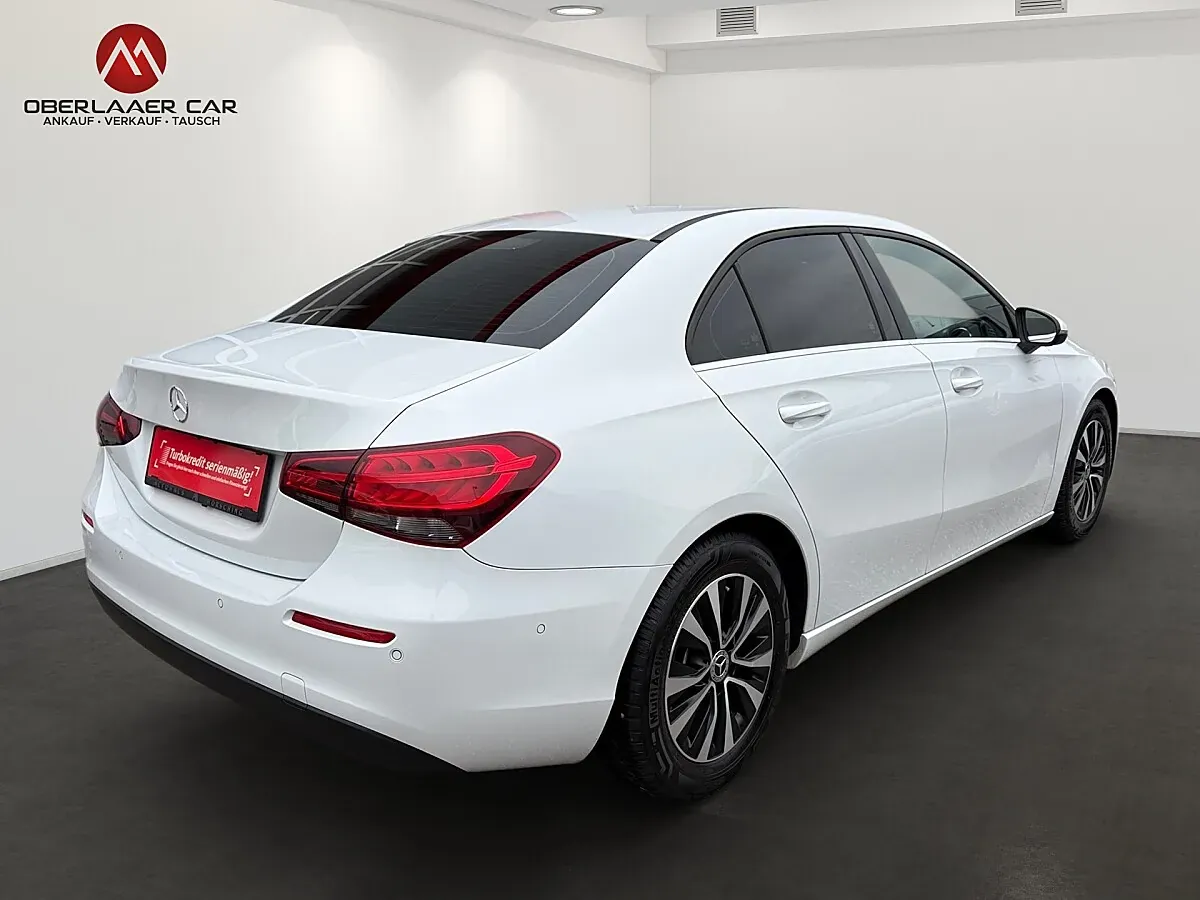 Mercedes-Benz Aklasse 2019 photo 2