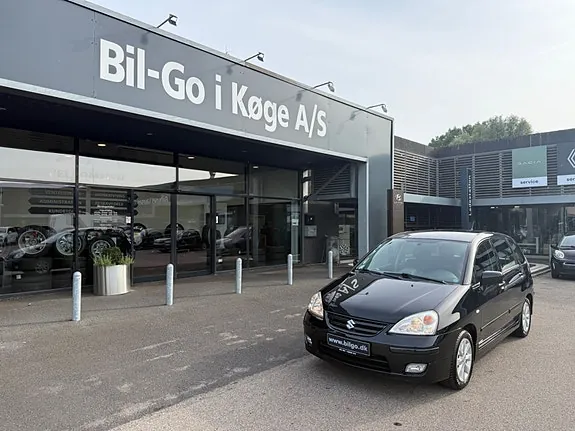 Suzuki Liana