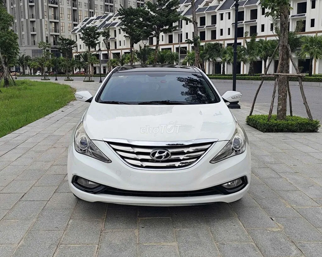 Hyundai Sonata 2011 photo 4