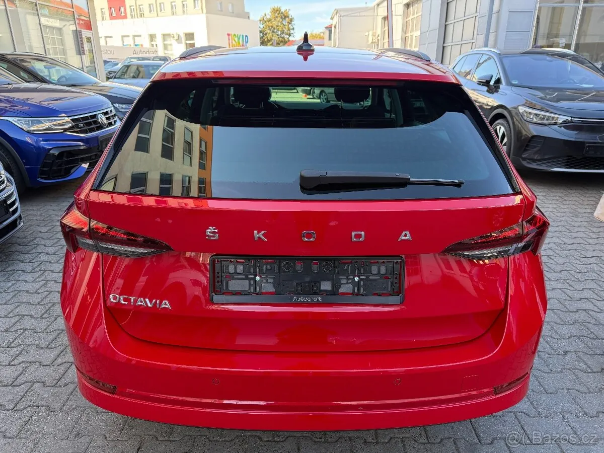 Skoda Octavia 2023 photo 5