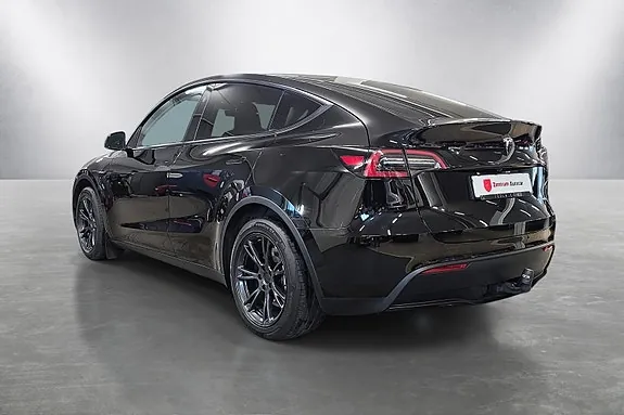 Tesla Model Y 2024 photo 4
