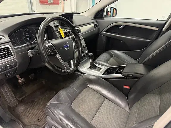 Volvo V70 2014 photo 5