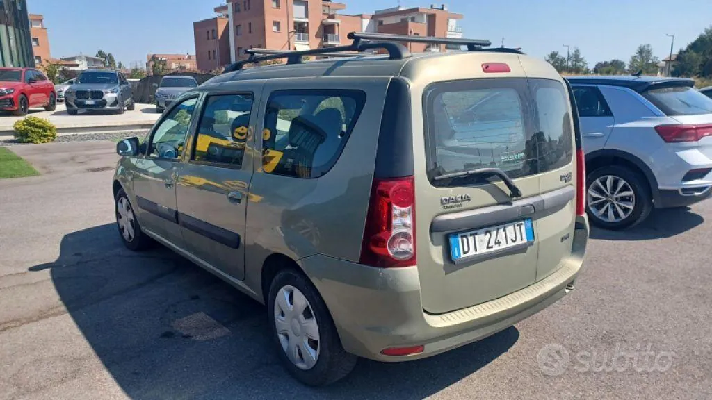 Dacia Logan 2009 photo 3