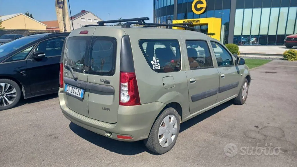 Dacia Logan 2009 photo 4