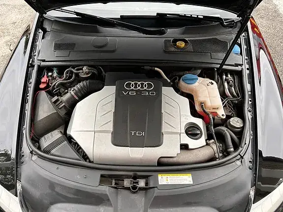 Audi A6 2011 photo 2