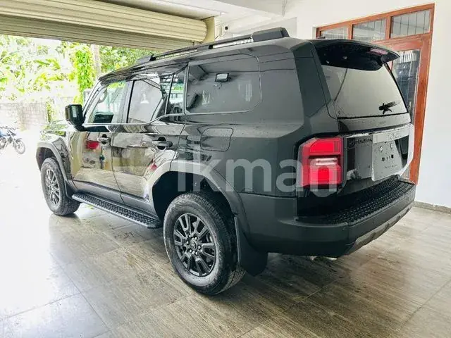 Toyota Land Cruiser Prado 2025 photo 3