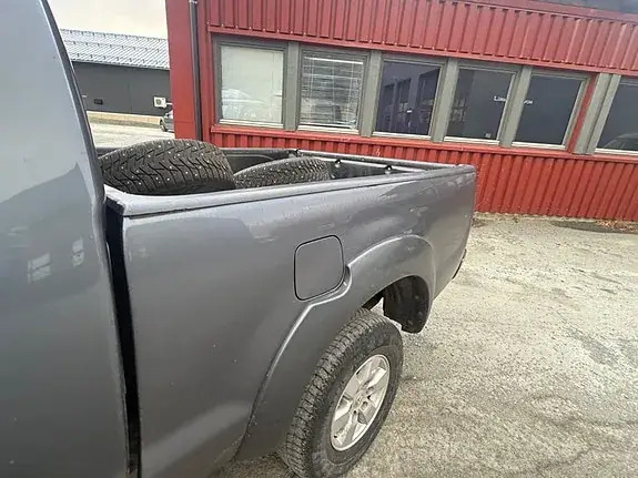 Toyota Hilux 2010 photo 4
