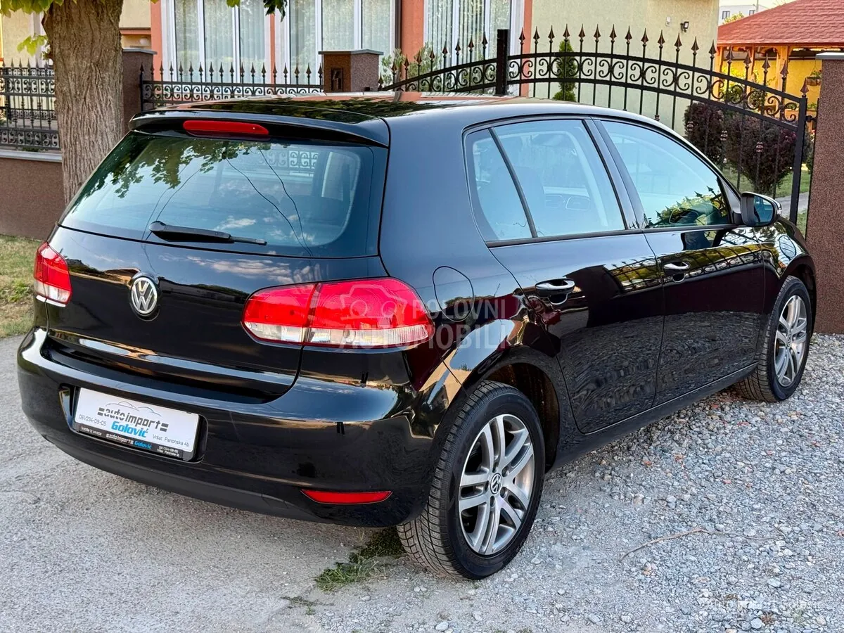Volkswagen Golf 2011 photo 5