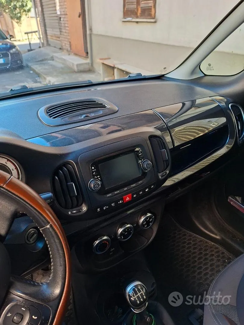 Fiat 500L 2015 photo 3