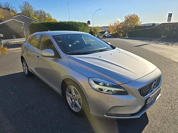 Volvo V40 2017 photo 5