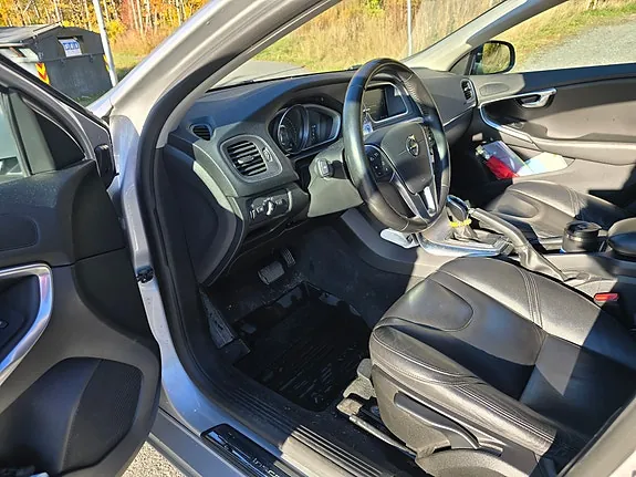 Volvo V40 2017 photo 4
