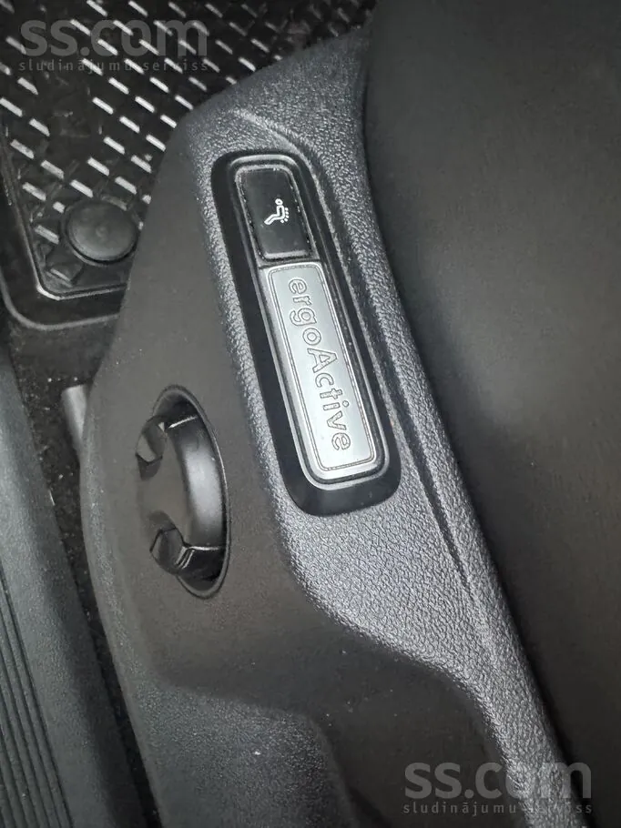 Volkswagen Tiguan 2019 photo 3
