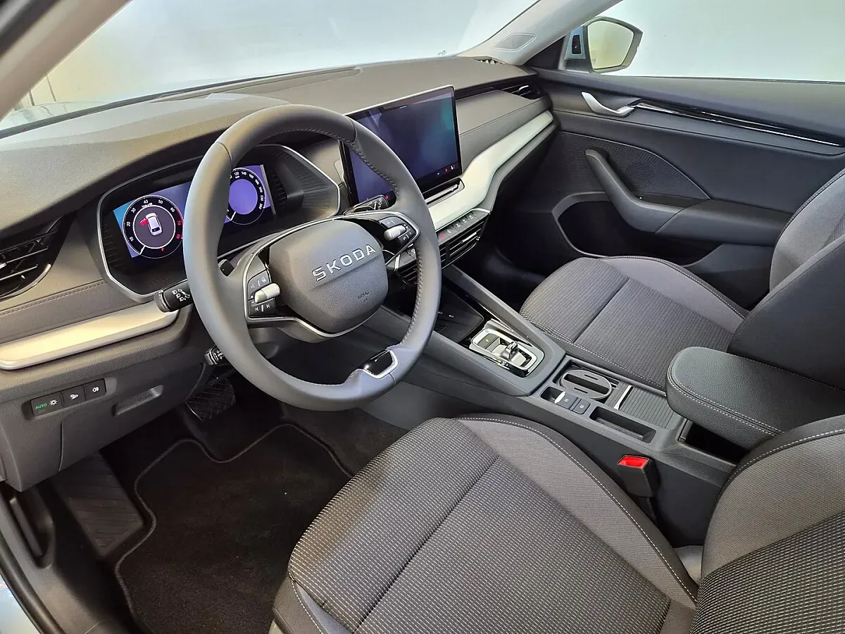 Skoda Octavia 2026 photo 3