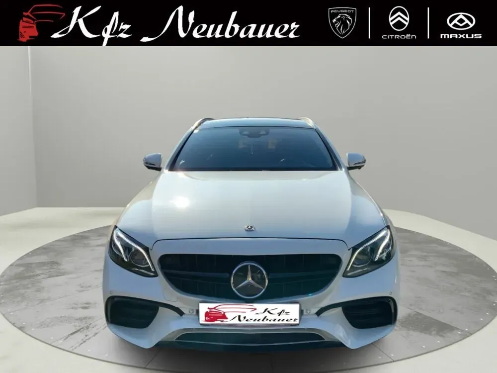 Mercedes-Benz E-Class 2019 photo 2