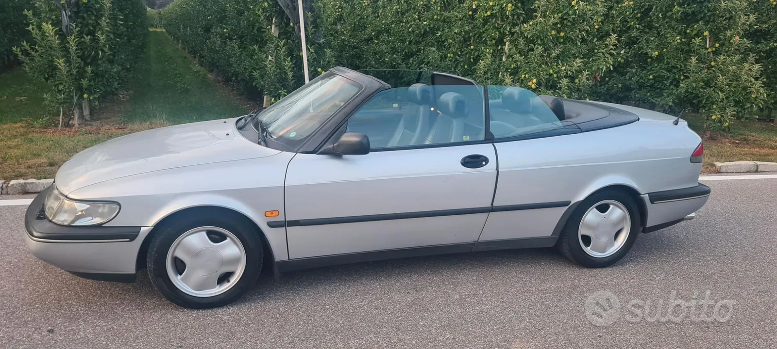 Saab 900