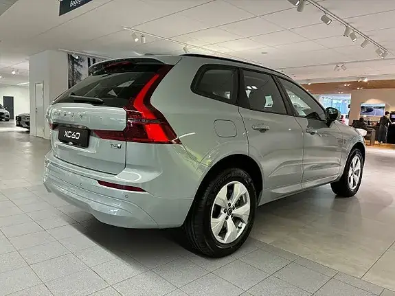 Volvo Xc60 2027 photo 3