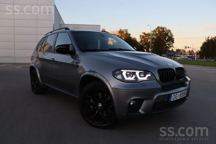 BMW X5 2007 photo 2